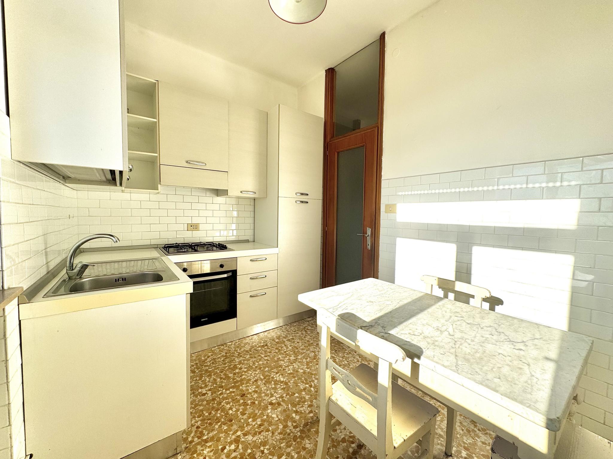 IM_168998_1761387701_2008625055