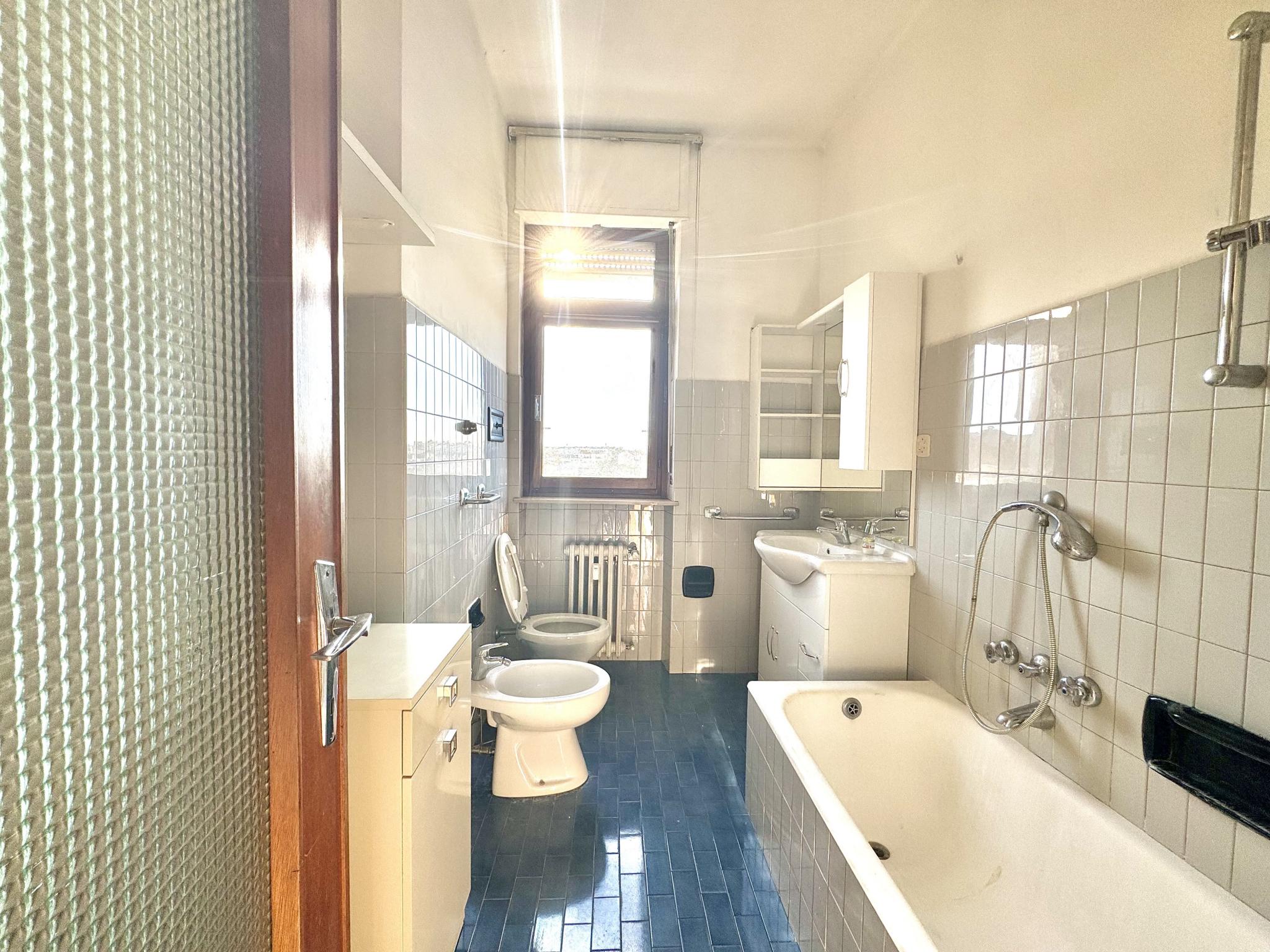 IM_168998_1761387755_355374205