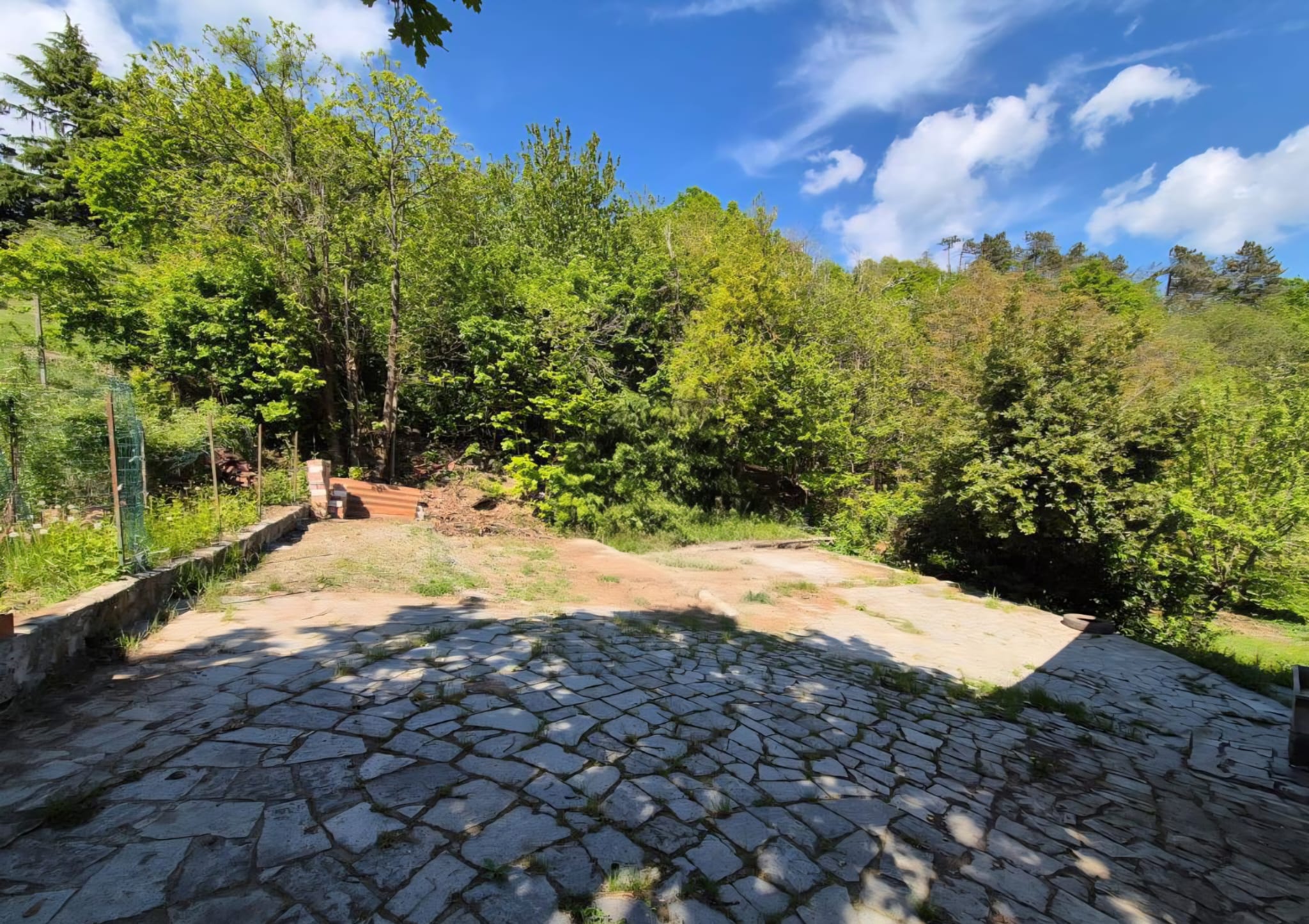 Dom wolnostojący z panoramicznym widokiem w Ponzone