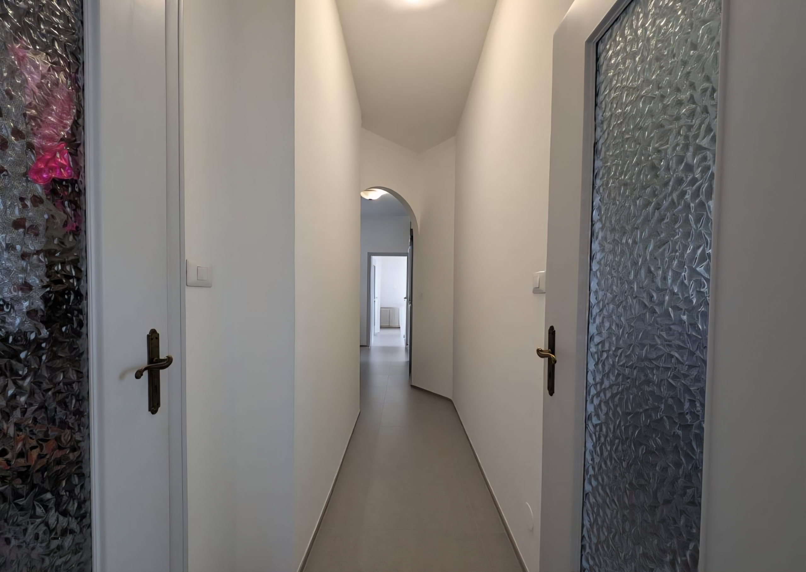 Mieszkanie po remoncie z dużym balkonem w centrum Acqui Terme