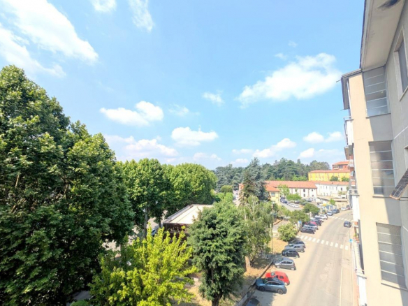 Przestronne mieszkanie w Acqui Terme