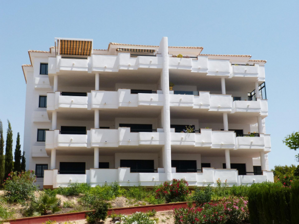 Gotowe do zamieszkania apartamenty w Lomas de Campoamor – Orihuela Costa