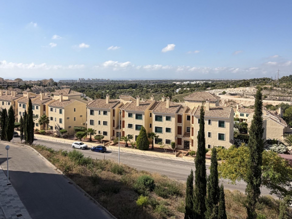 Gotowe do zamieszkania apartamenty w Lomas de Campoamor – Orihuela Costa