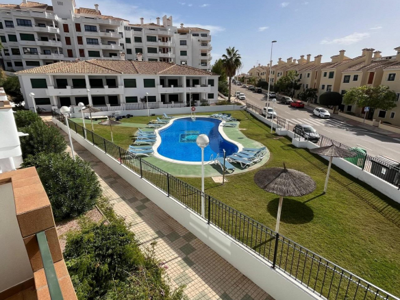 Gotowe do zamieszkania apartamenty w Lomas de Campoamor – Orihuela Costa