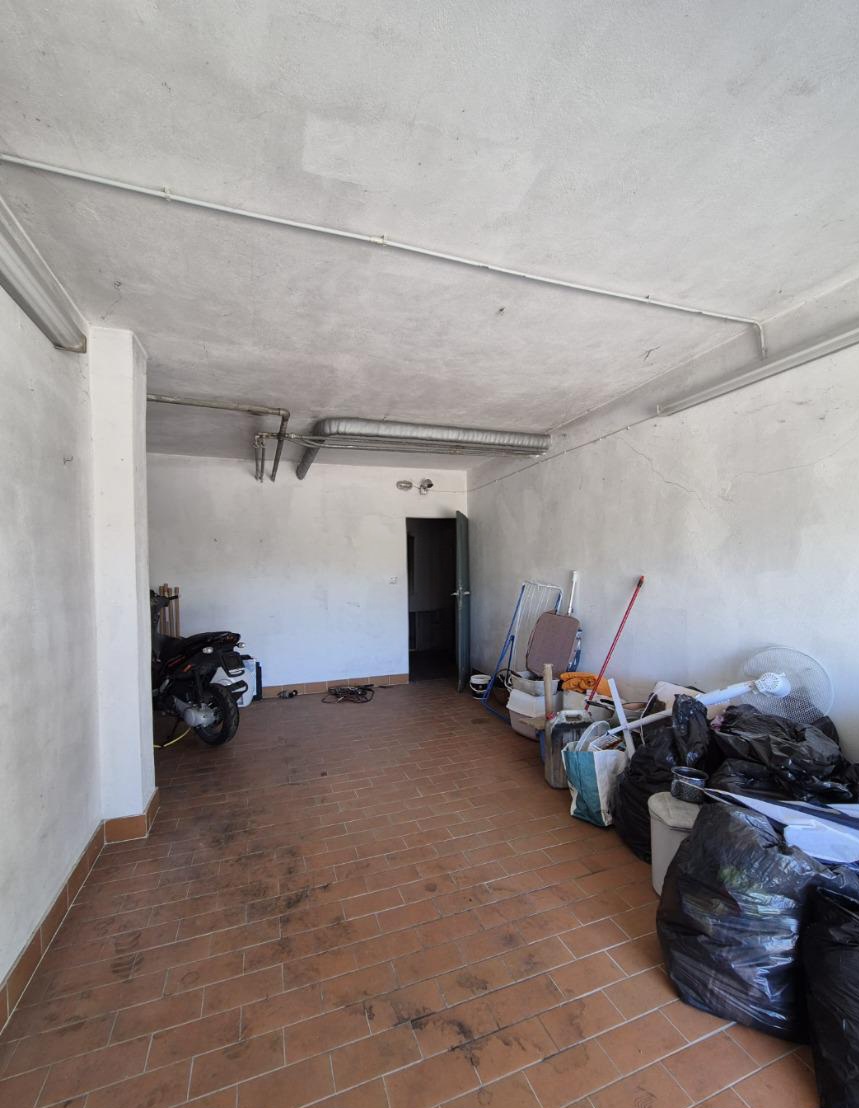 1000126939 Mieszkanie z 2 sypialniami, garażem i balkonem w Terzo – Piemont