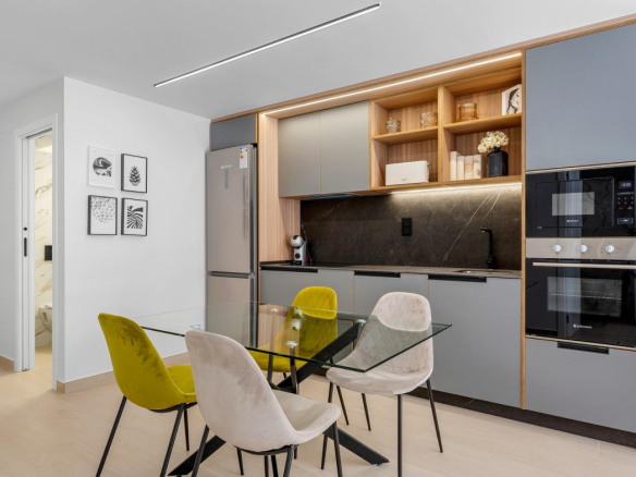 Nowe apartamenty z licencją turystyczną i widokiem na lagunę w El Raso – Guardamar del Segura