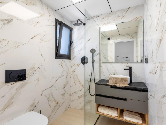 Nowe apartamenty z licencją turystyczną i widokiem na lagunę w El Raso – Guardamar del Segura