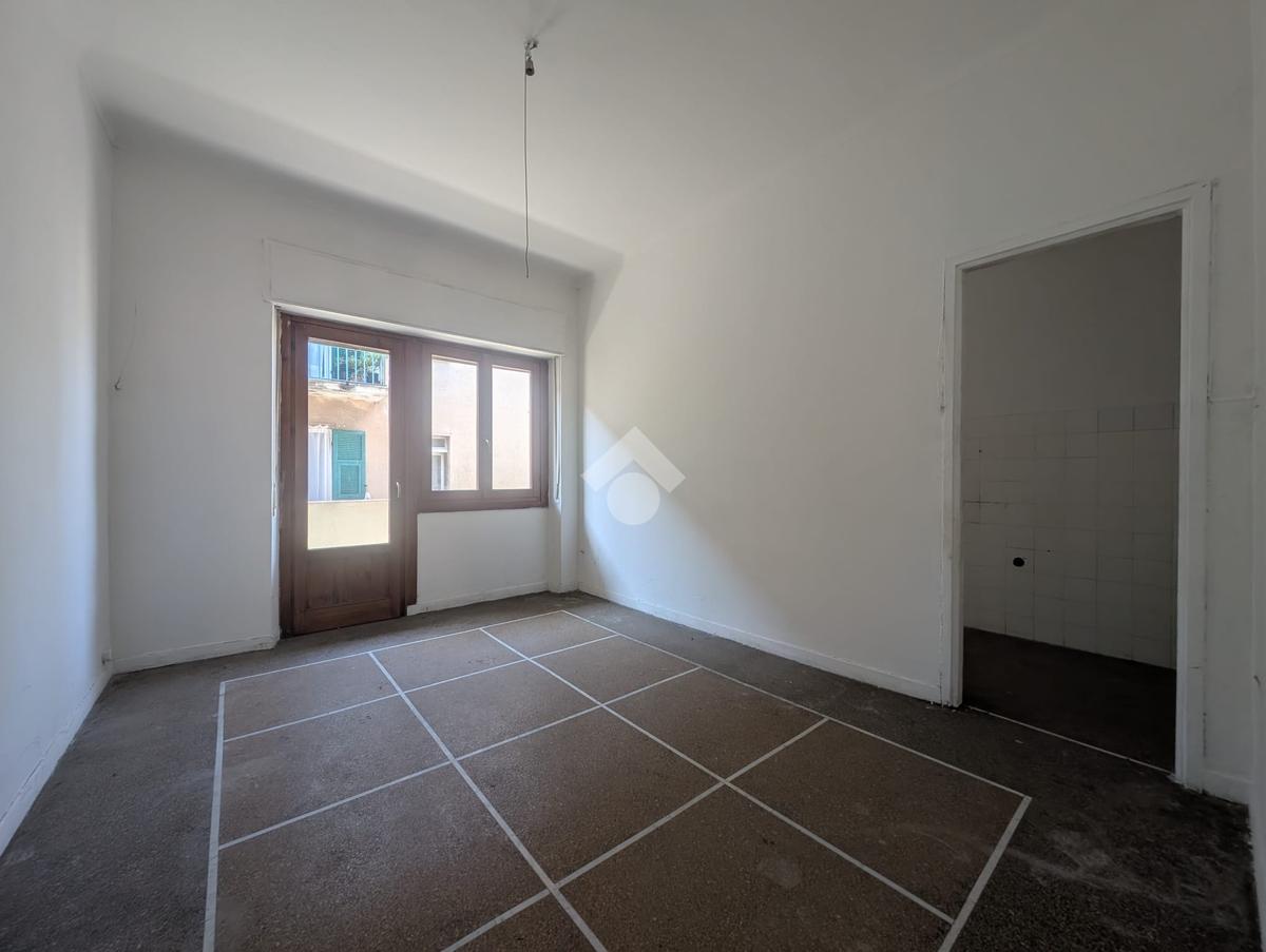 gallery-11 Przestronne mieszkanie 130 m² z 3 sypialniami w centrum Acqui Terme
