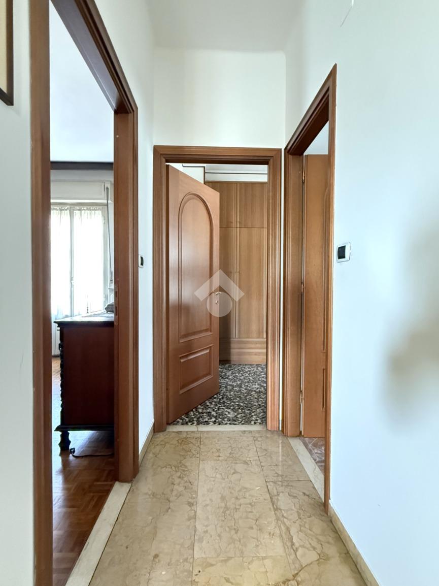 gallery-144 Przestronne mieszkanie z 3 sypialniami i balkonami w Acqui Terme