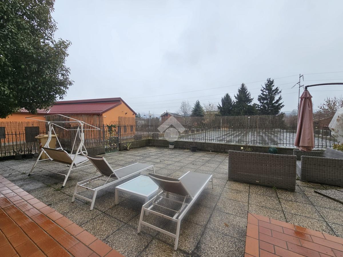 gallery-77 Przestronne mieszkanie z prywatnym ogrodem i garażem w Acqui Terme