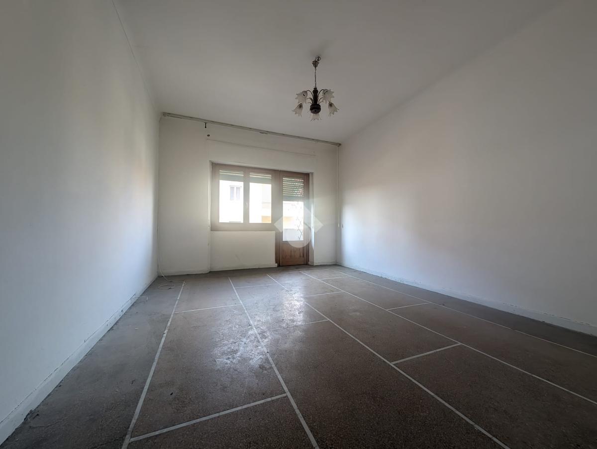 gallery-9 Przestronne mieszkanie 130 m² z 3 sypialniami w centrum Acqui Terme