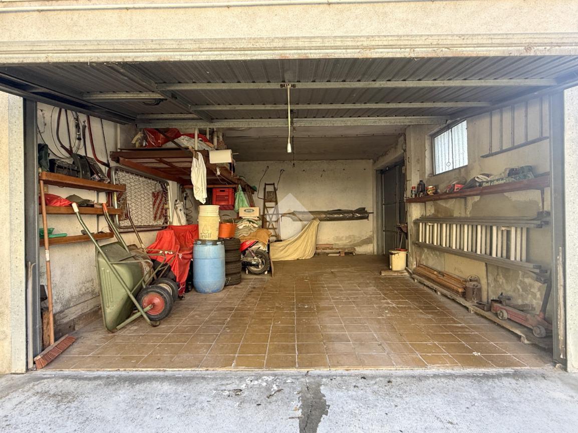g5 Dom dwurodzinny z dużym ogrodem i garażem na 3 samochody w Acqui Terme