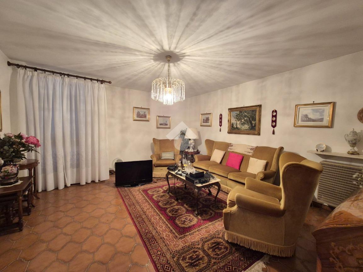 gallery-97 Wolnostojąca willa z ogrodem i panoramicznym tarasem w Maranzana – Piemont