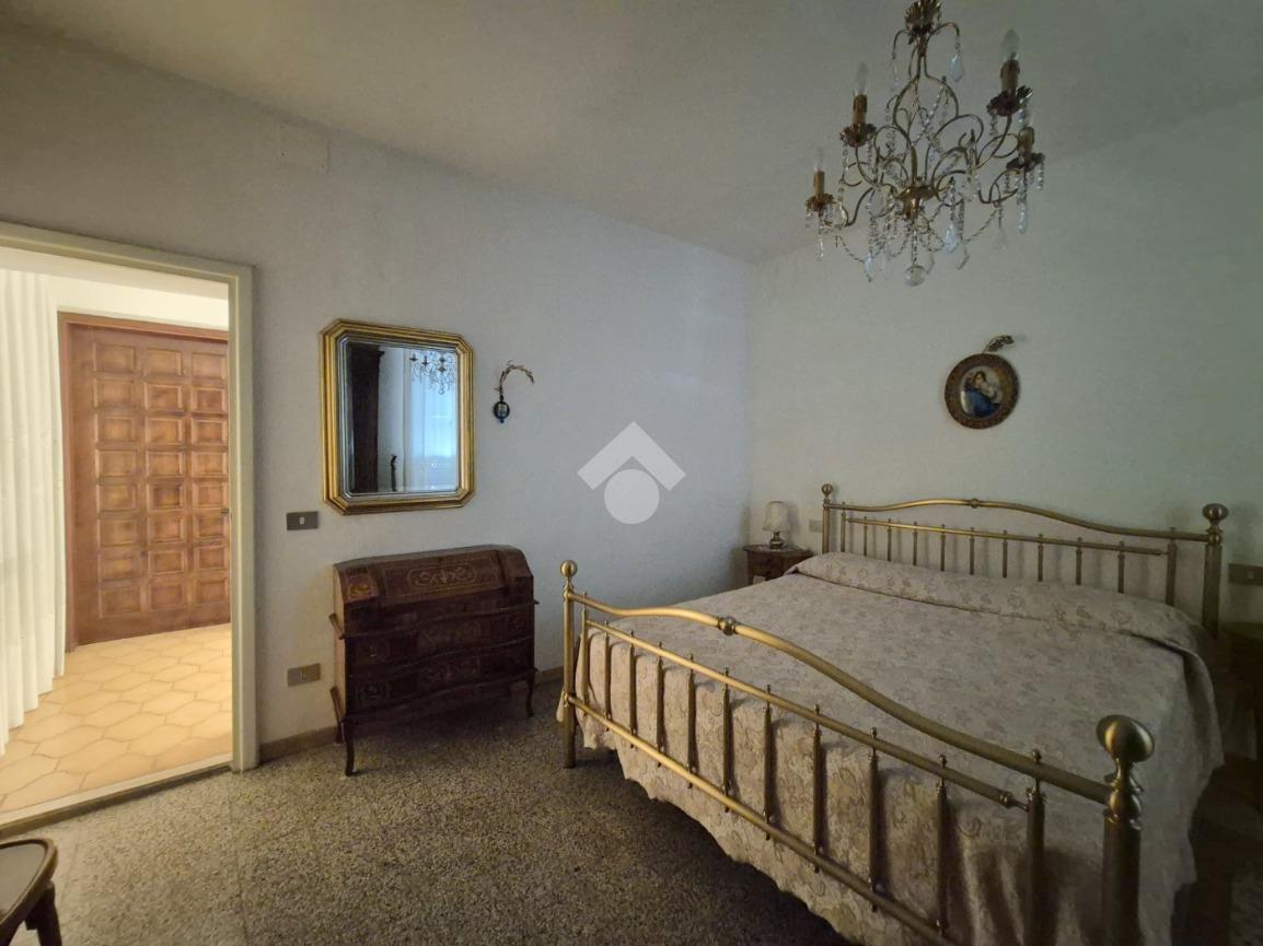 gallery-98 Wolnostojąca willa z ogrodem i panoramicznym tarasem w Maranzana – Piemont